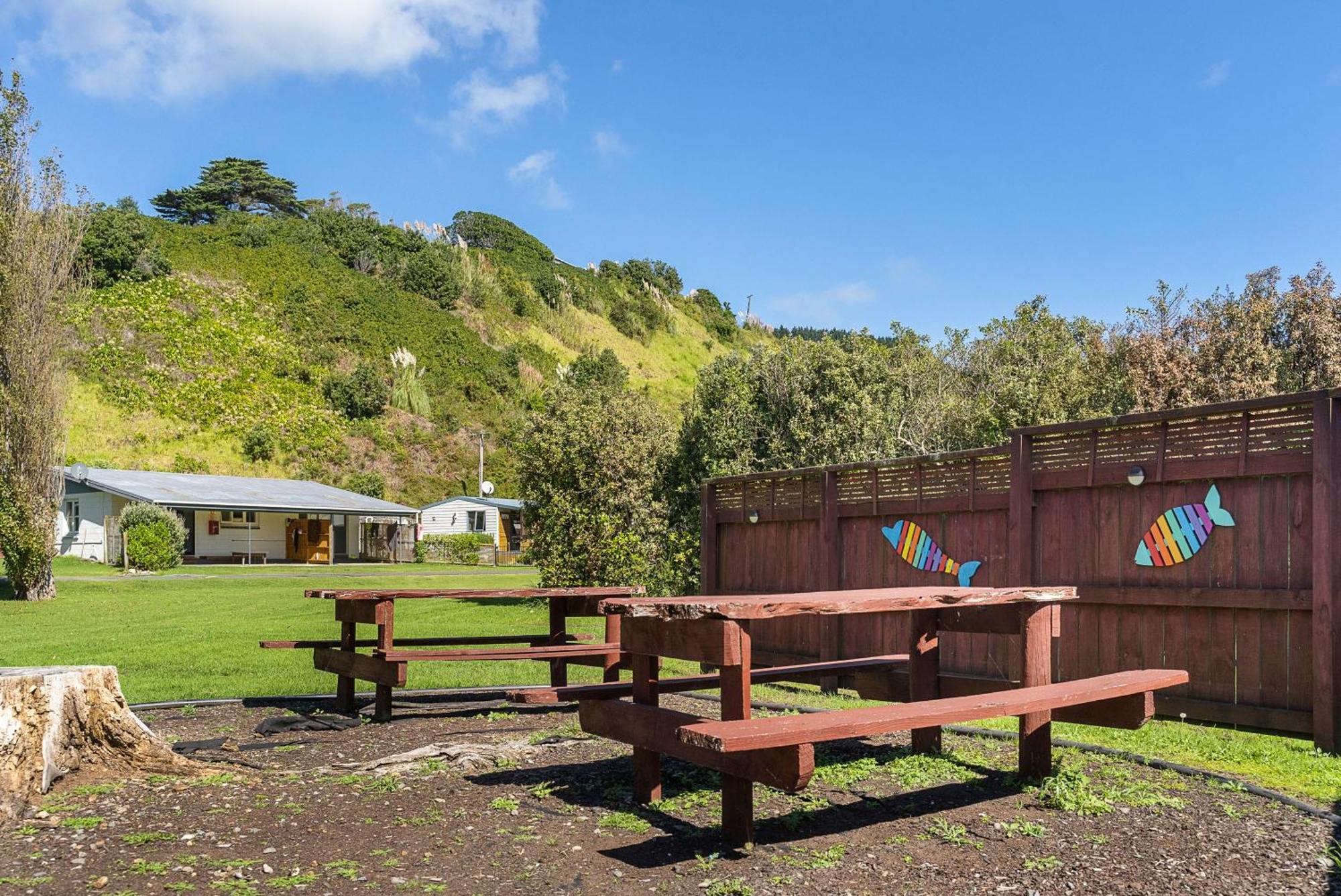 Port Waikato Holiday Park Luaran gambar