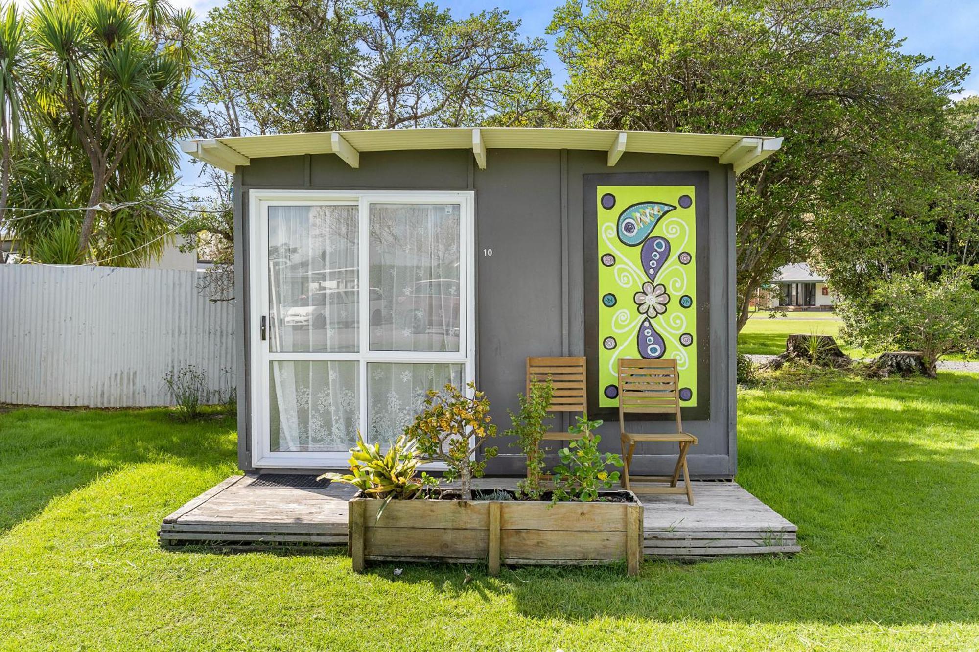 Port Waikato Holiday Park Luaran gambar
